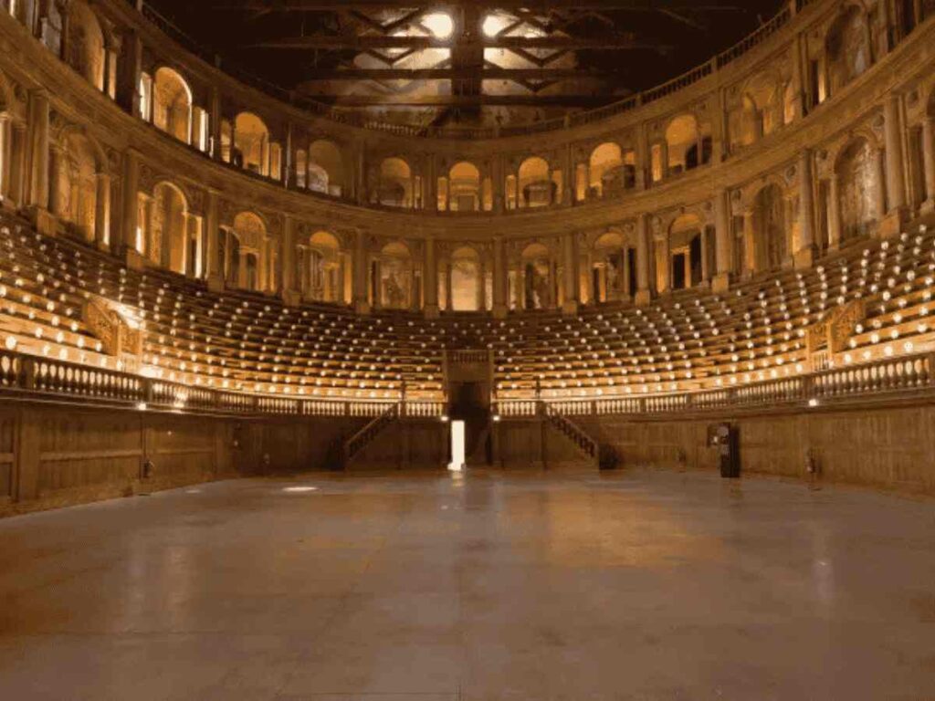 Rievocazione storica al Teatro Farnese. Il Teatro Farnese e la magia del barocco. Sabato 22 marzo il Teatro Farnese si racconta. Un evento per riscoprire il Teatro Farnese. 