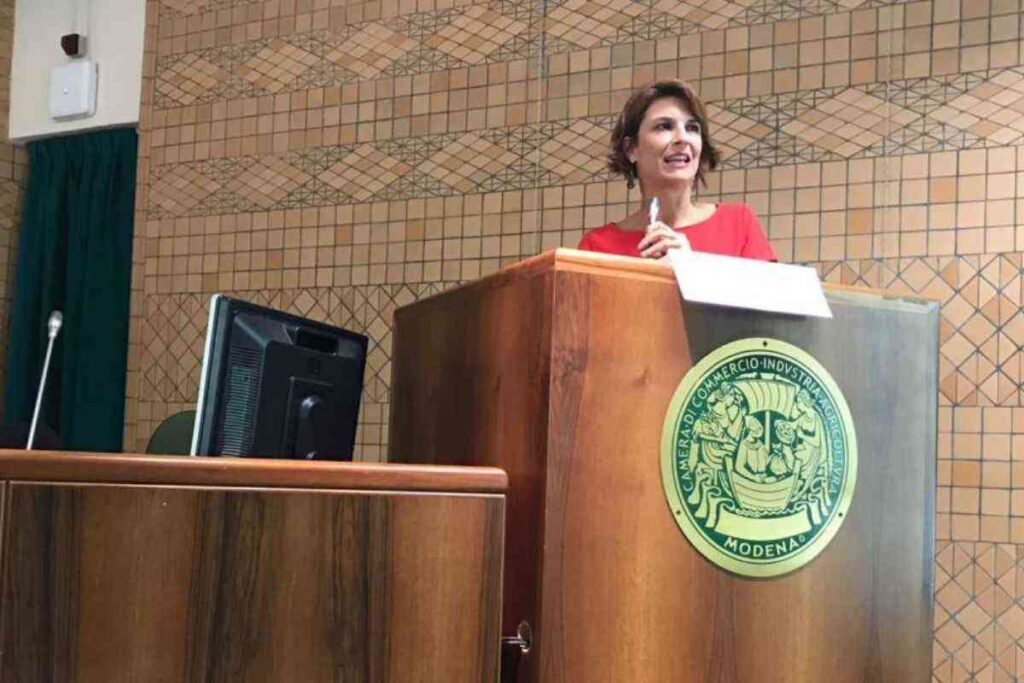 L’importanza di attività strutturate nel tempo libero domestico. Francesca Vitulo parla del “dopo di noi” nell’incontro di maggio. Proseguono le attività di supporto della Fondazione Caffè Salato. Formazione pratica e legale per caregiver e genitori. 