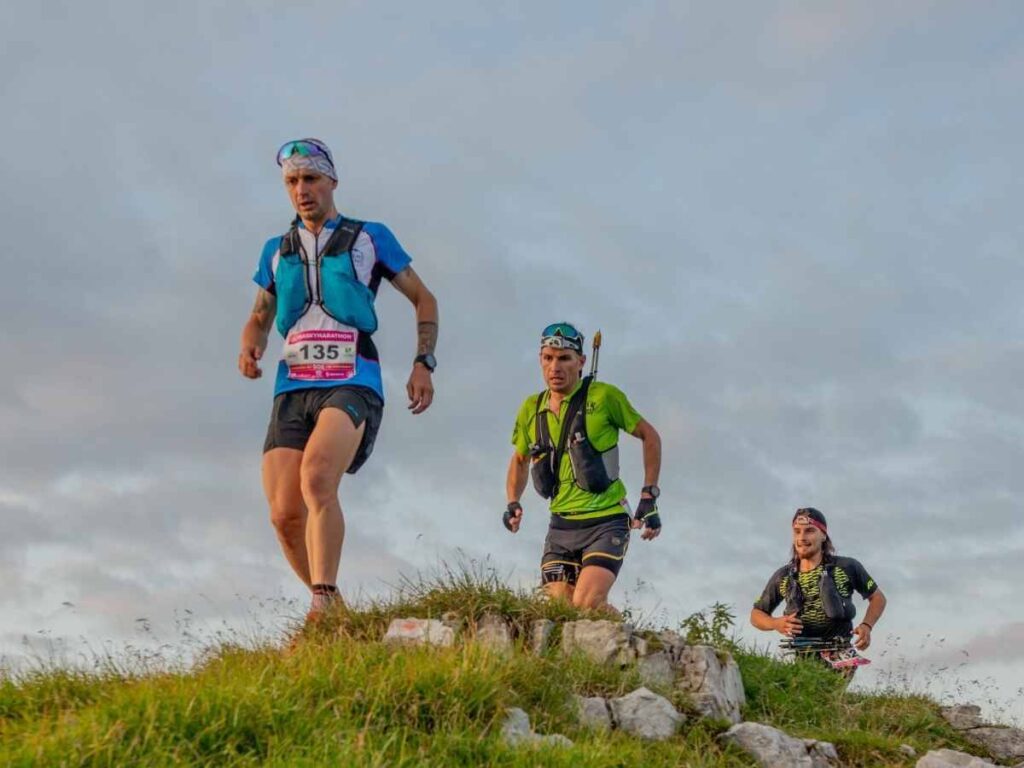 Allenamenti e natura nel Trail Camp di aprile 2025. Valmarecchia e trail running: un binomio vincente. Aymonod e il trail: tre giorni nel cuore dell’Appennino. Passione trail: a Pennabilli il Camp con Aymonod.