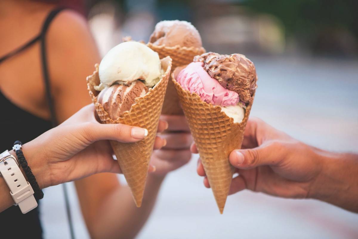 Tre gelati con cono